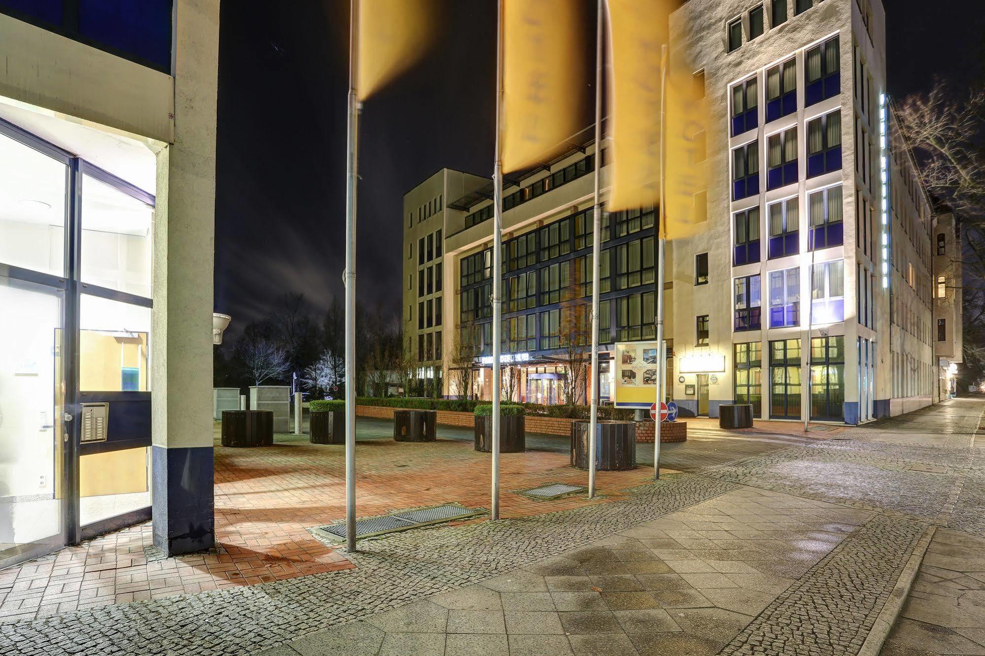 Centro Park Hotel Berlin-Neukoelln Exterior photo